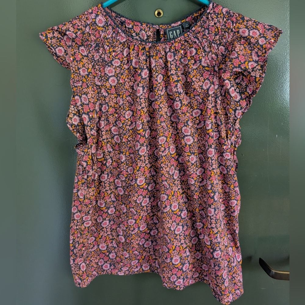 GAP Pink and Purple Flutter Sleeve Blouse